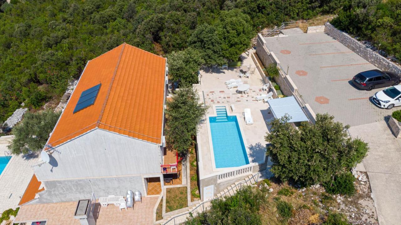 Villa Castello Zrnovo Exterior foto