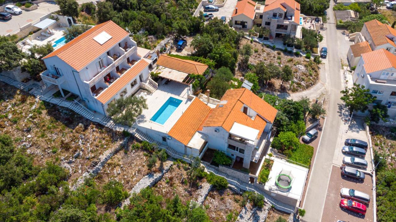 Villa Castello Zrnovo Exterior foto