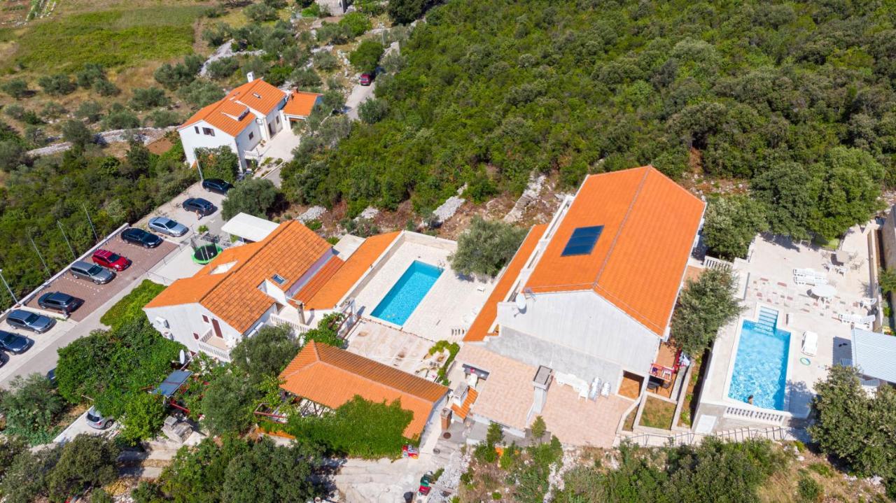 Villa Castello Zrnovo Exterior foto